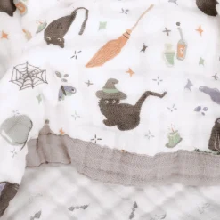 Cotton Muslin Baby Quilt - Cats and Cauldrons