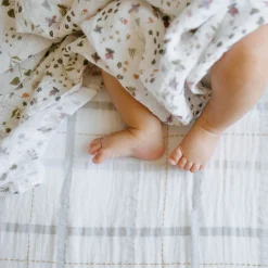 Cotton Muslin Swaddle Blanket 3 Pack - Garden Bees