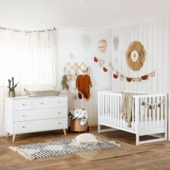 dadada Baby Austin 3-in-1 Convertible Crib