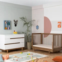 dadada Baby Bliss 4-in-1 Convertible Crib